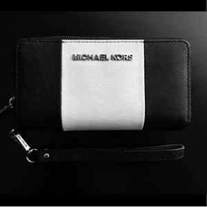 Michael Kors wallet